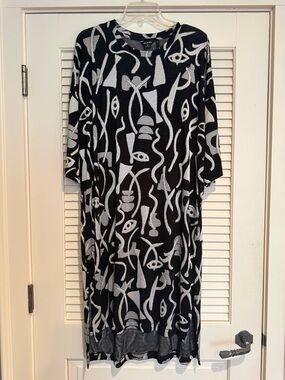 Monki Black & White Abstract Dress